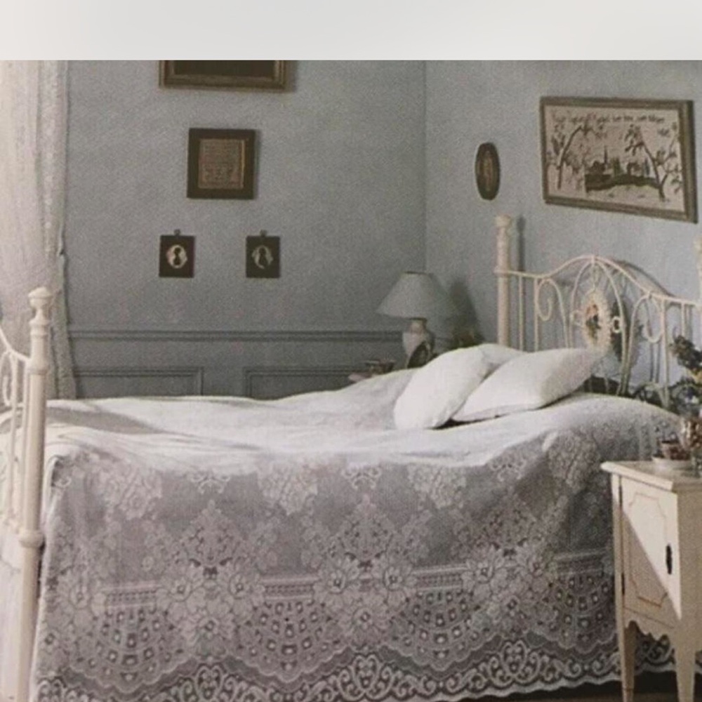 Vintage Laura Ashley Nottingham Lace off white Bed Spread
